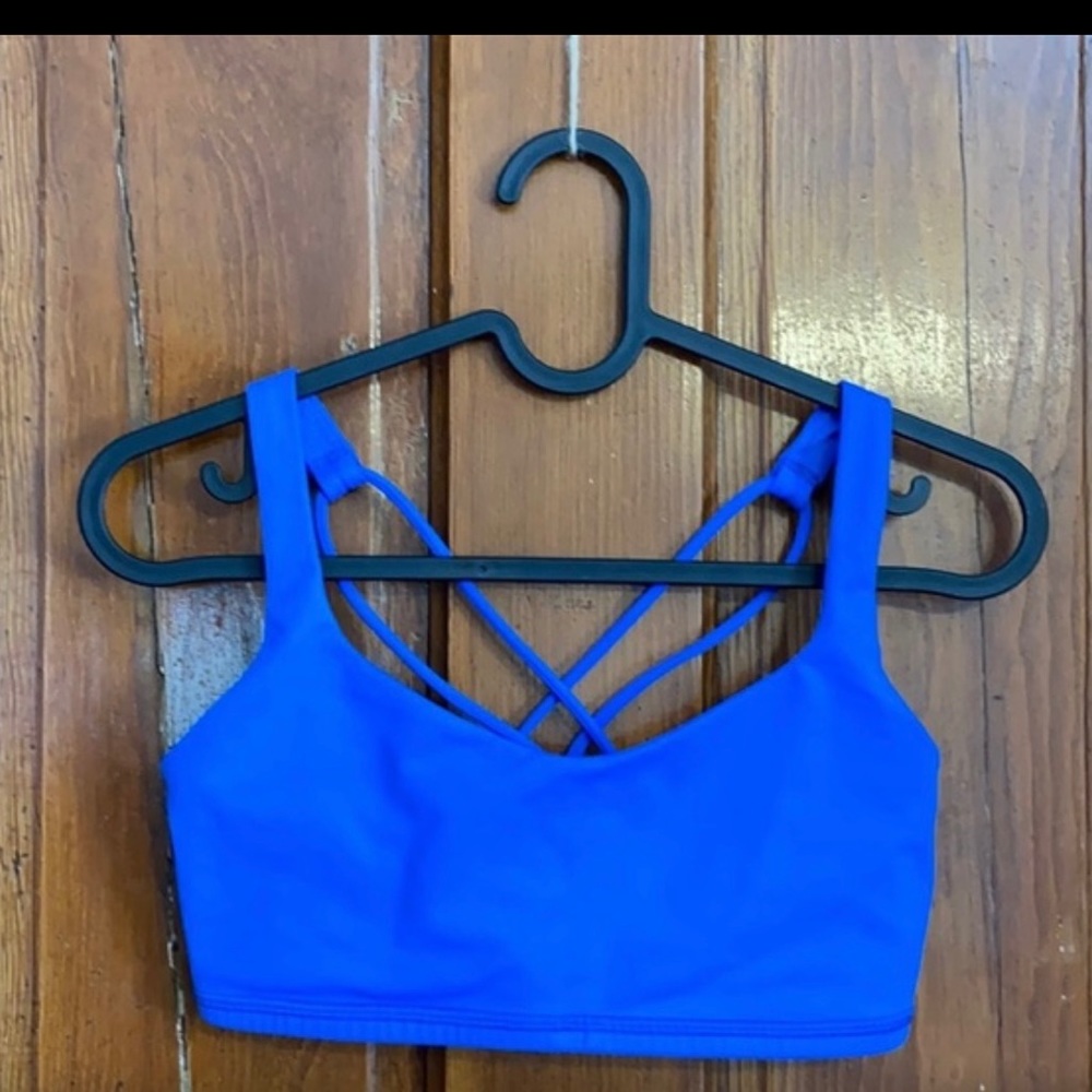 Lululemon free to be Bra - Size 6